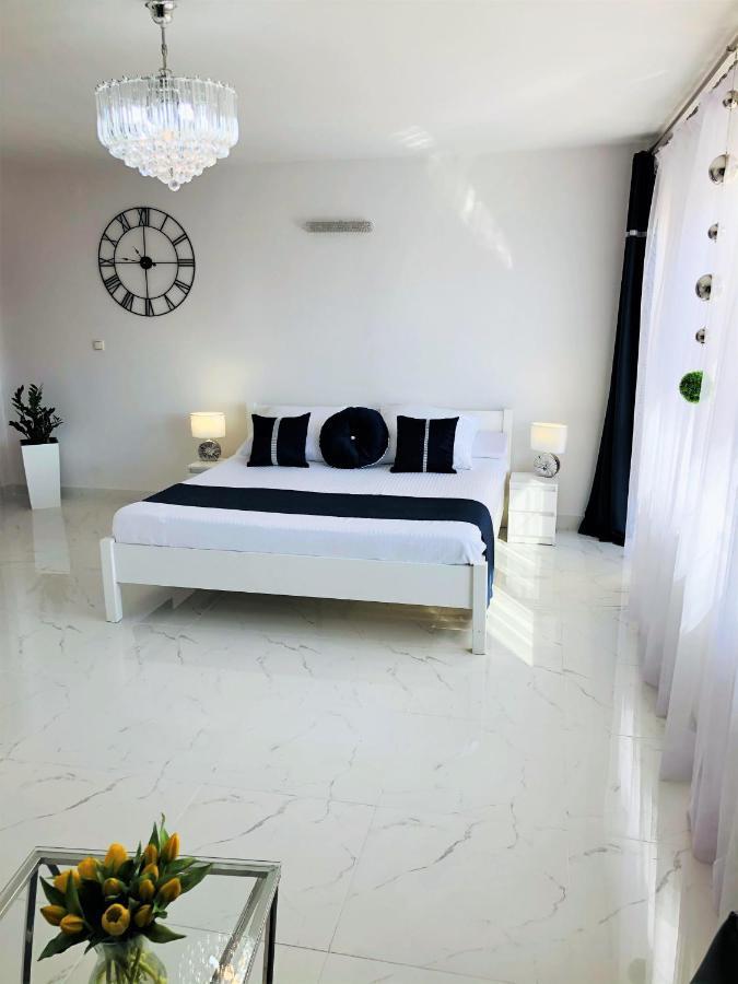 Kaliny Apartamenty Wanny Z Hydromasazem Chorzow Ngoại thất bức ảnh